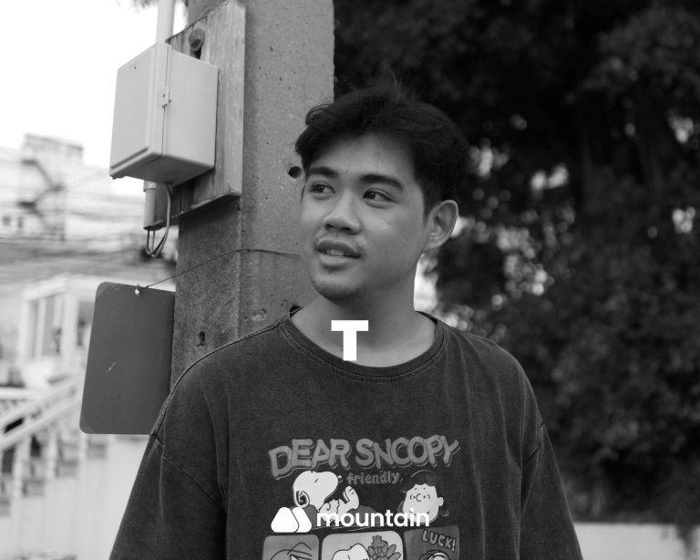 ธี ธีรพงศ์ ลิมป์วิจิตรวงศ์